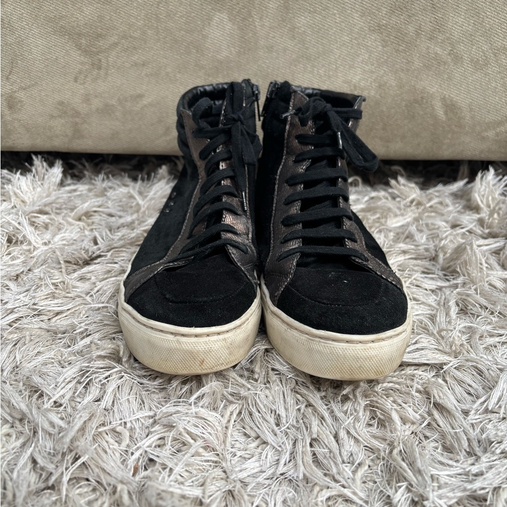 The Flexx Vera Pelle Womens High Top Sneak Top Sneakers Black Suede